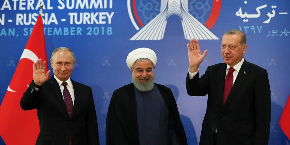 Με καραβιές προσφύγων απειλεί Δύση και Ελλάδα ο Ερντογάν: «Η Τουρκία δεν μπορεί άλλο να τους φιλοξενεί»